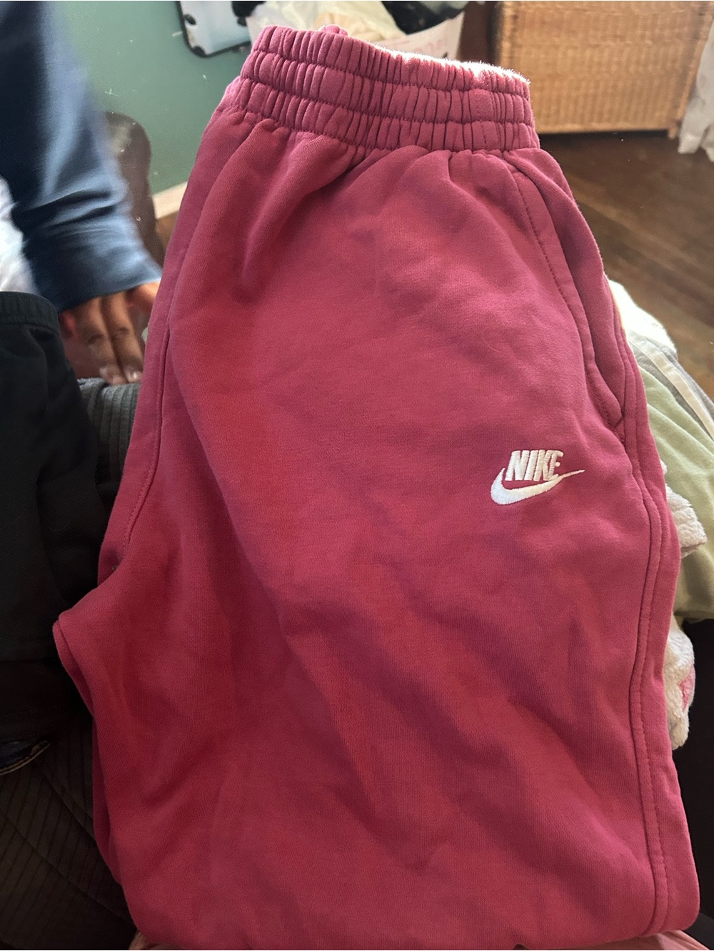 Nike girls Rose Pink Fleece Joggers